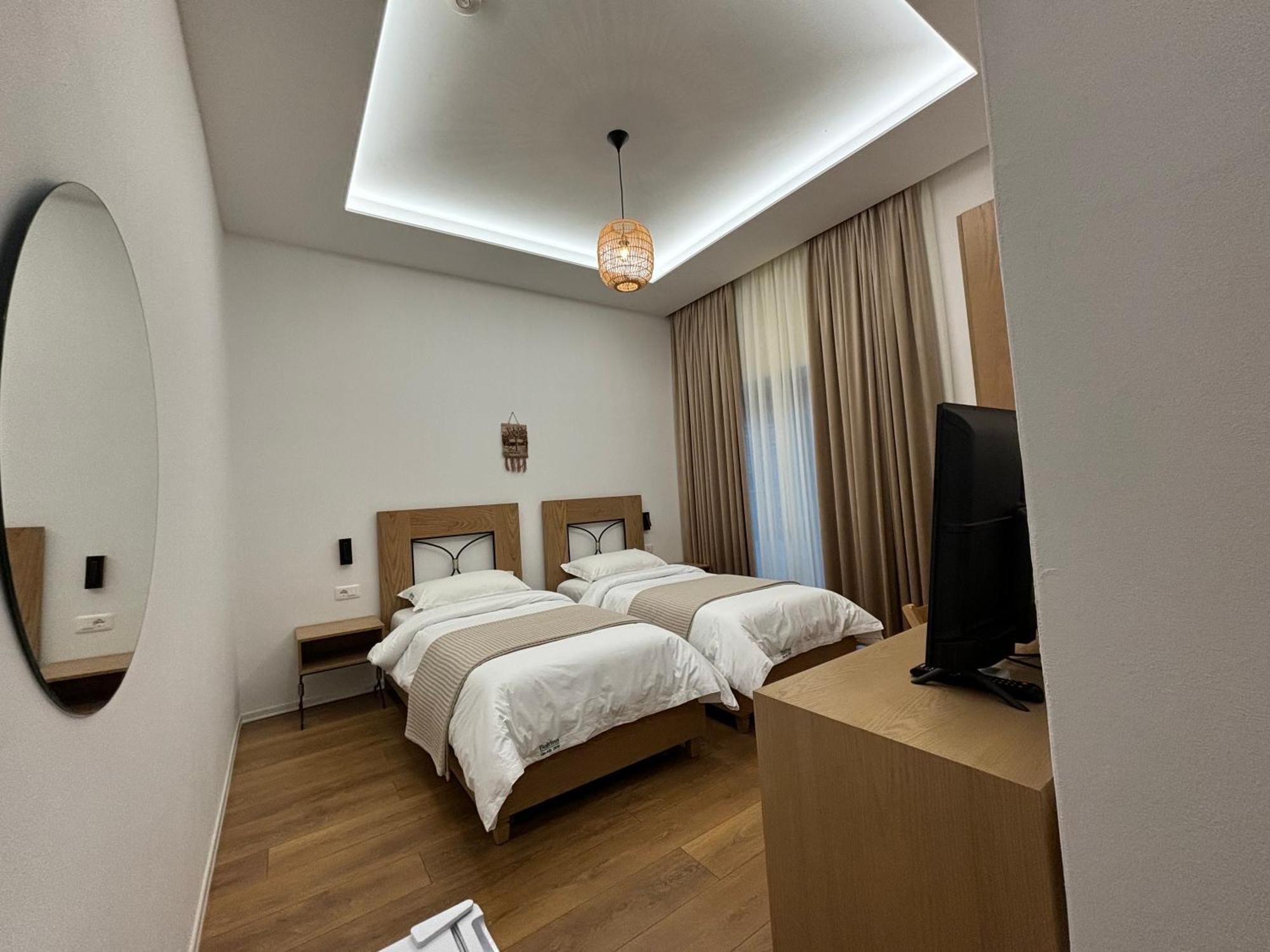 Gle-alb Agrotourism Hotel Tepelene