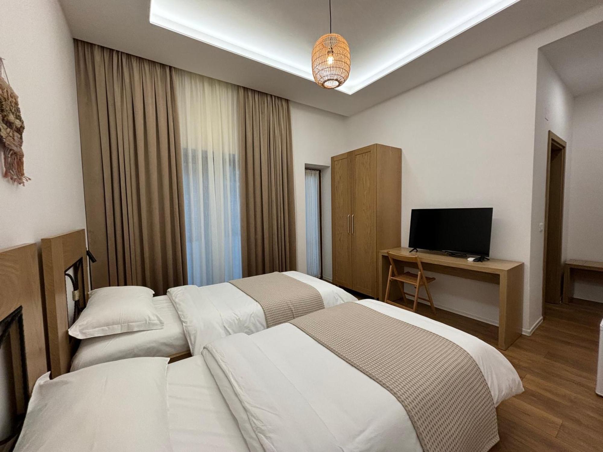 Hotel Gle-alb Agrotourism Tepelene
