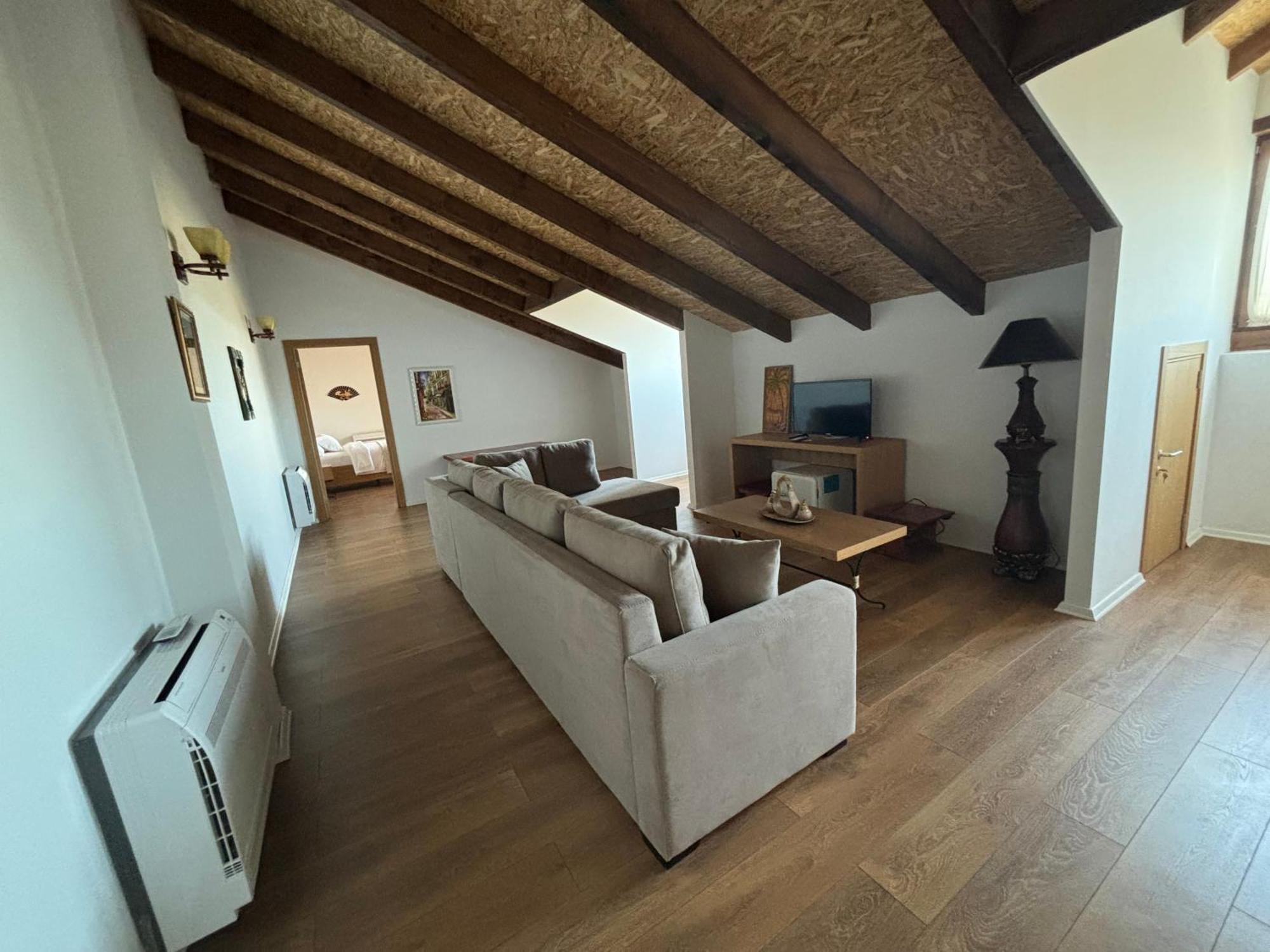 Hotel Gle-alb Agrotourism