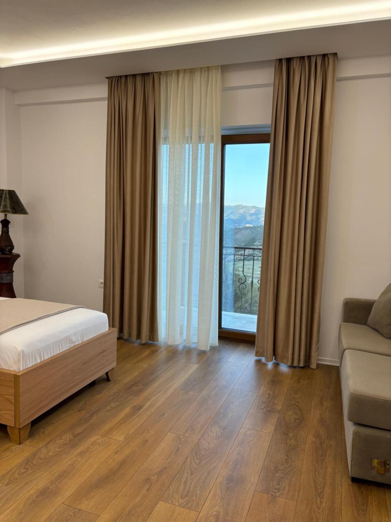 Gle-alb Agrotourism Hotel Tepelene