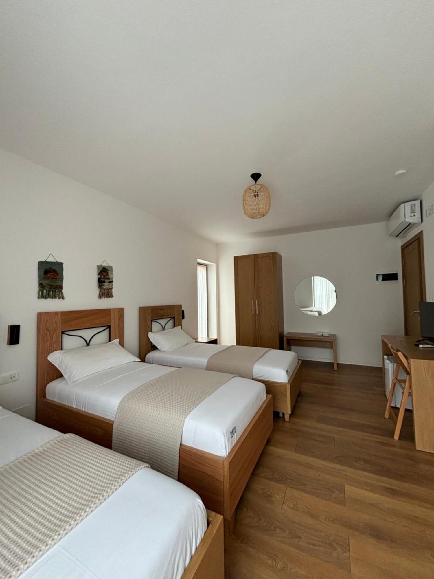 Gle-alb Agrotourism 4*