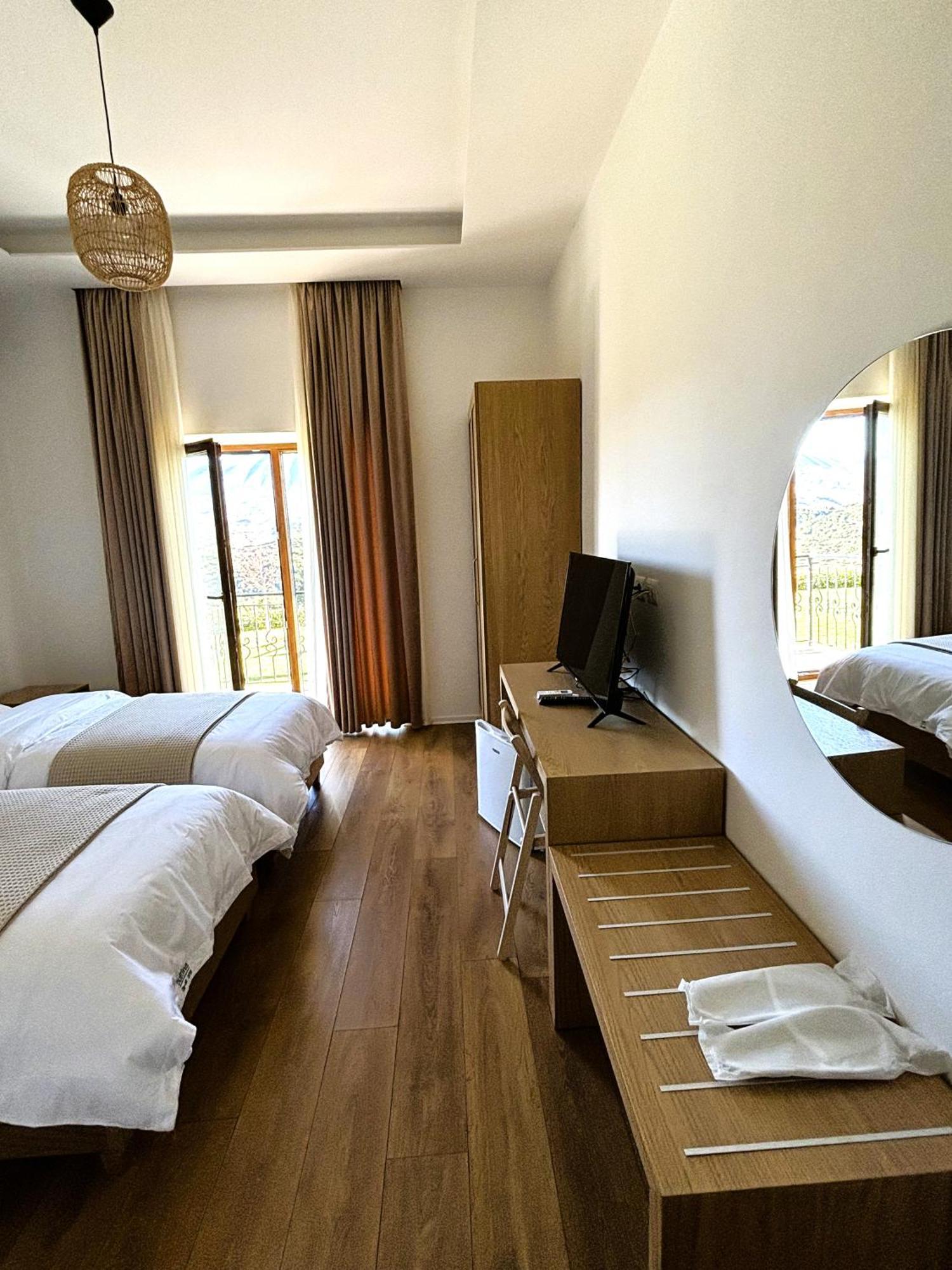 Hotel Gle-alb Agrotourism 4*