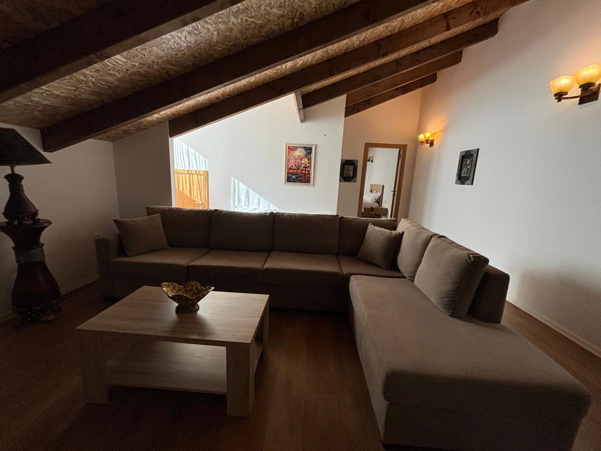 Hotel Gle-alb Agrotourism Tepelene